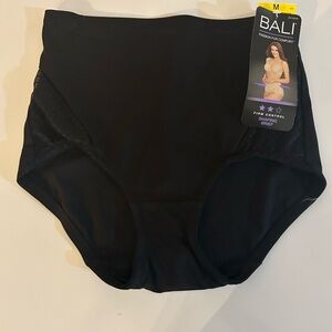 Bali Black Shaping Briefs. Medium. Fits 8-10 women.